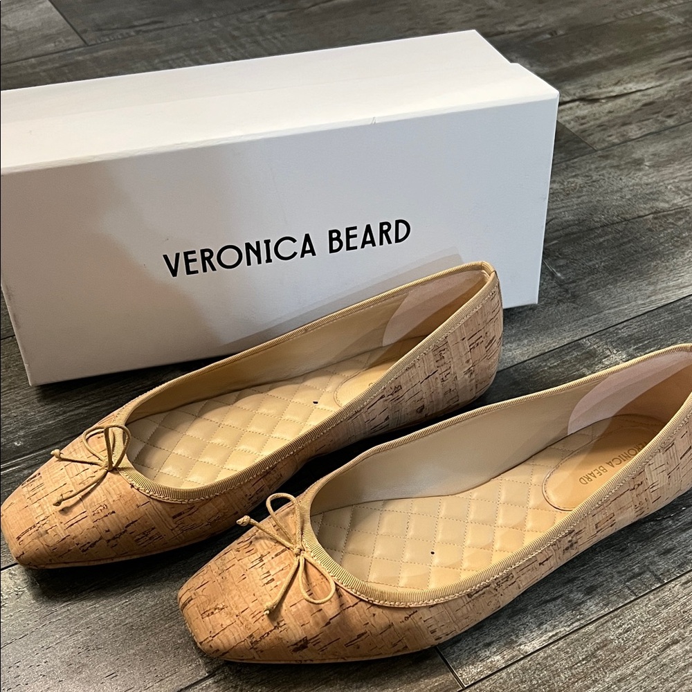 Veronica Beard Beige Flats with Bow Detail